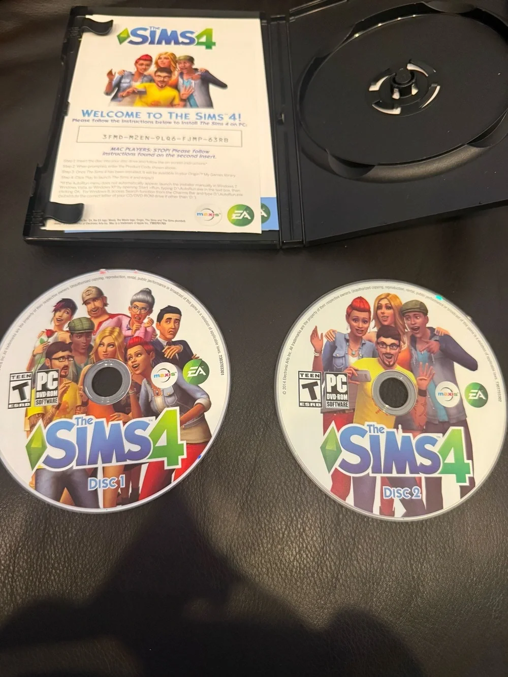The Sims 4 PC Game – White/Cream Artwork –